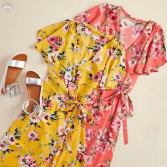 Spirit of Grace Dresses & Skirts - 🌸 Nordstrom Flower Dress 🌸🌸